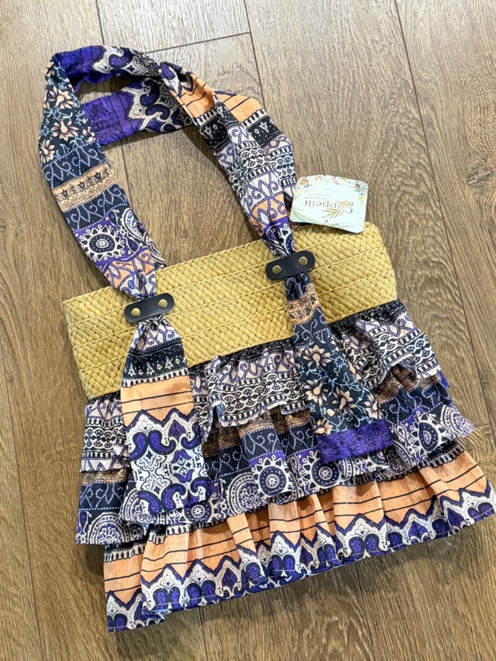 NWT Cappelli Straworld Bag Tote Purse Hand Crafted Boho Chic Ruffled Zip Close - Picture 4 of 16